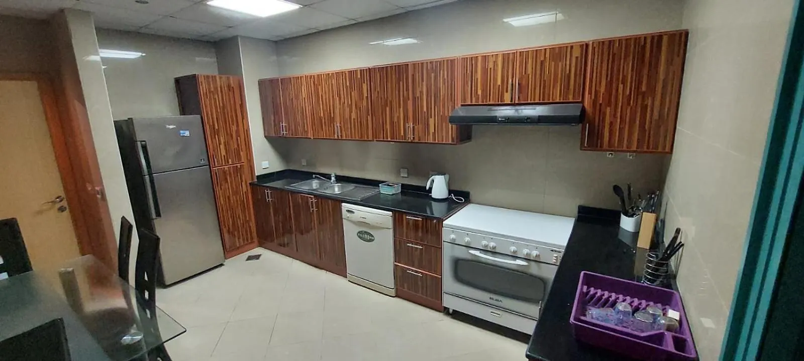 Lovely Spacious Rooms For Ladies In Marina للفتيات فقط Dubai Apartamento