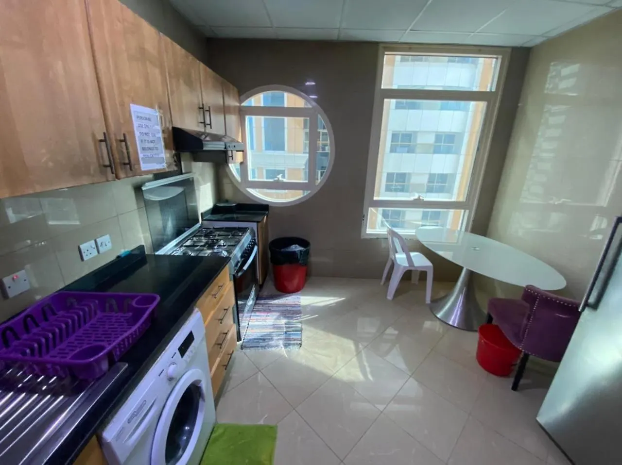 Lovely Spacious Rooms For Ladies In Marina للفتيات فقط Dubai